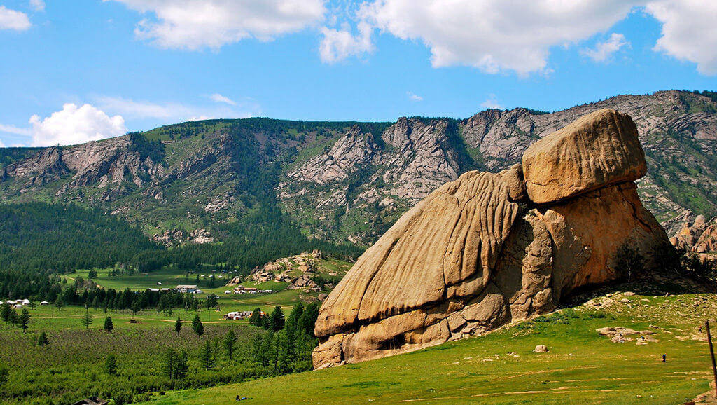 Tour to Erdene Zuu Kharkhorin